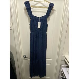 NWT Le Ragazze Navy Eyelet Dress (Size L)